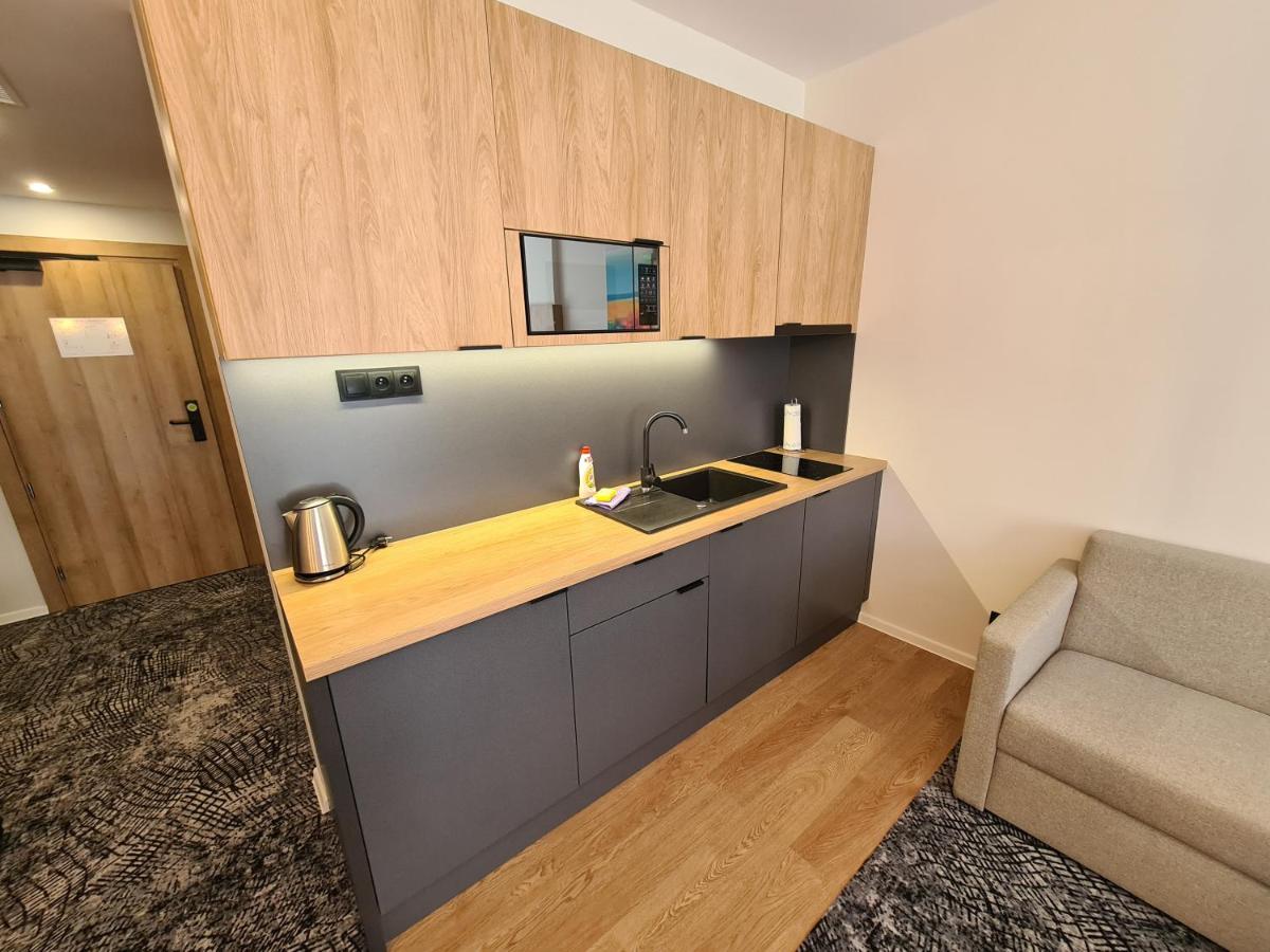 Akvamarin Besenova Apartman Apartment Ngoại thất bức ảnh