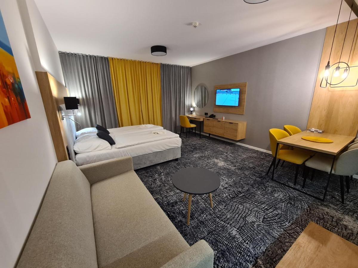 Akvamarin Besenova Apartman Apartment Ngoại thất bức ảnh